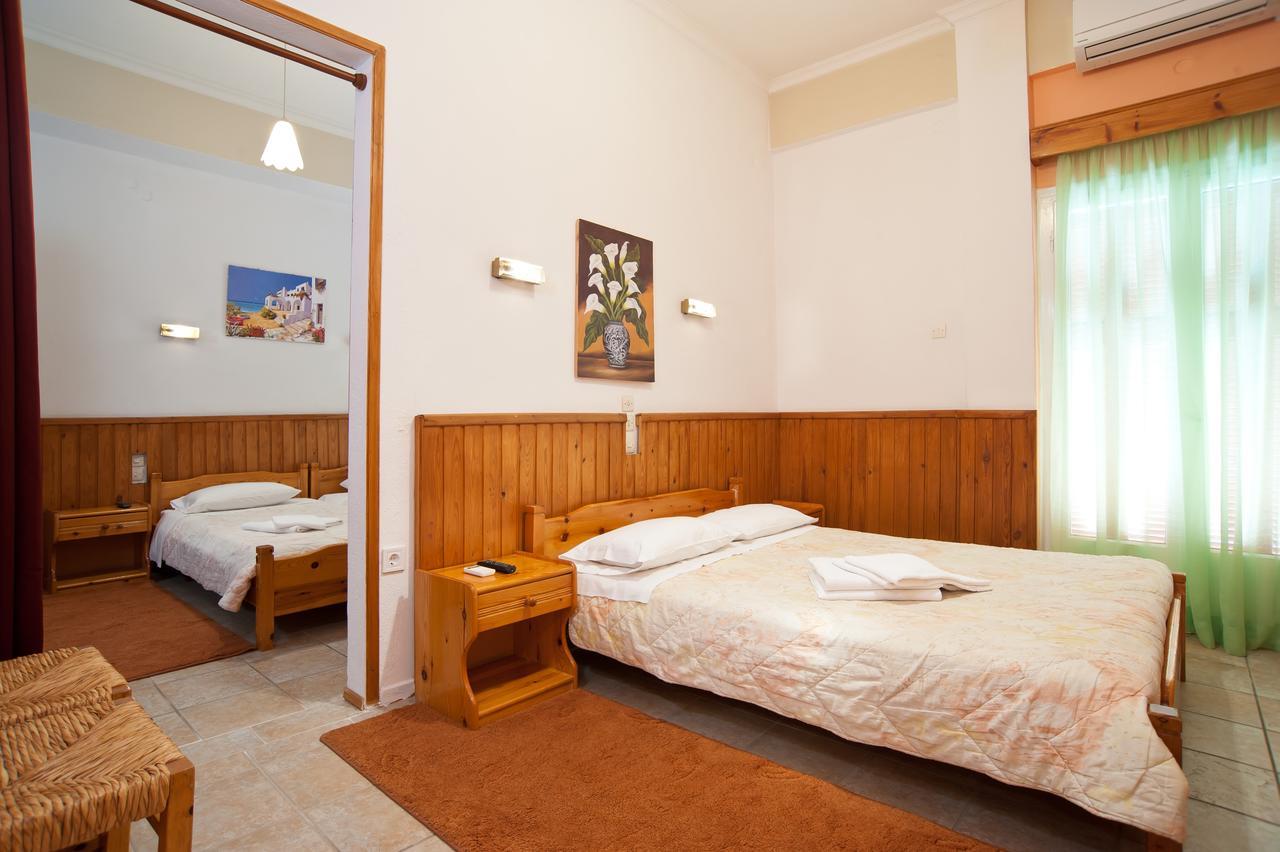 Hotel Athina Delphi Buitenkant foto