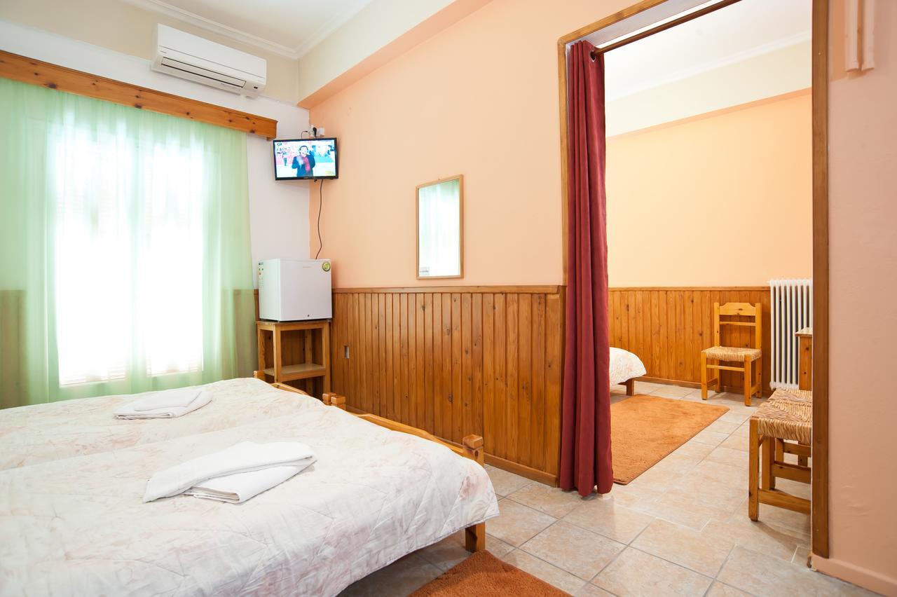 Hotel Athina Delphi Buitenkant foto