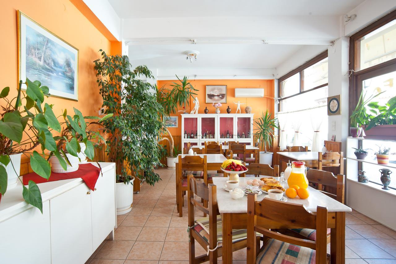 Hotel Athina Delphi Buitenkant foto