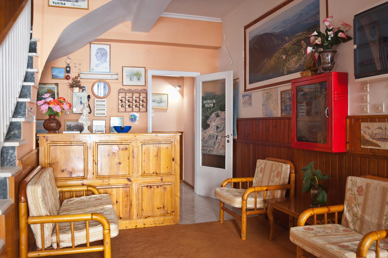 Hotel Athina Delphi Buitenkant foto