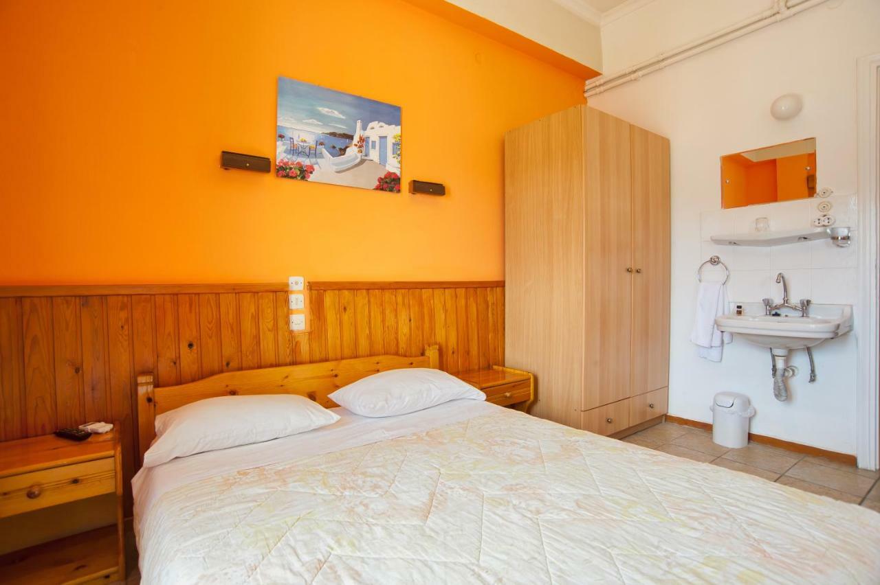 Hotel Athina Delphi Buitenkant foto