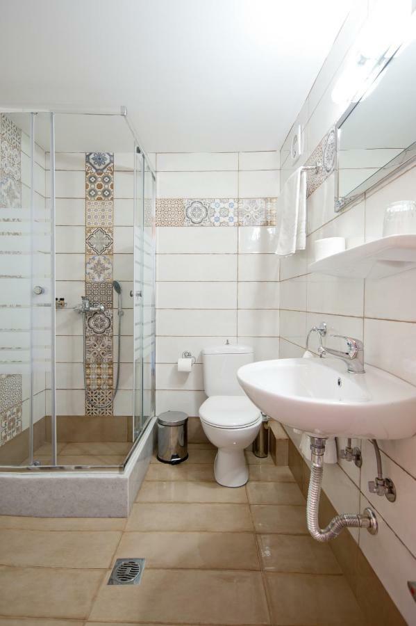 Hotel Athina Delphi Buitenkant foto