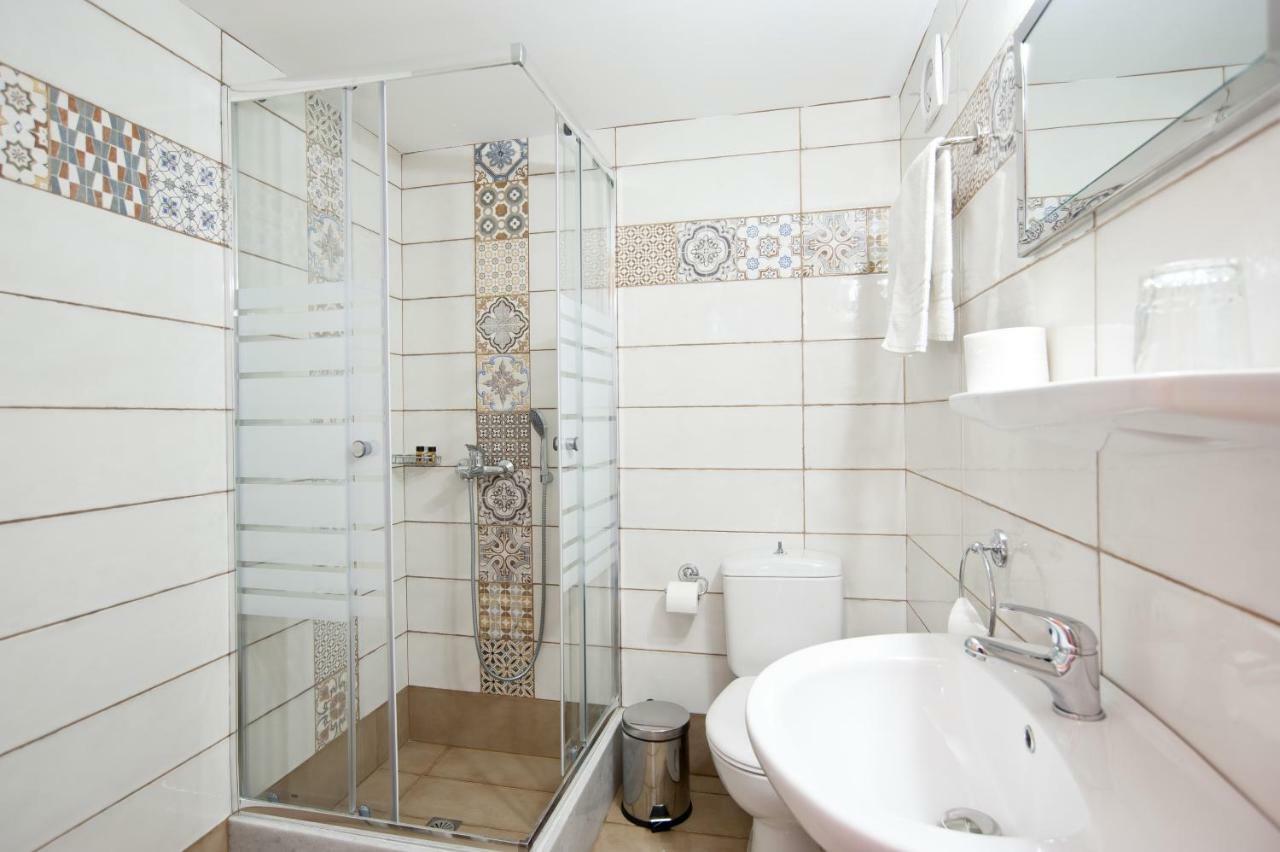 Hotel Athina Delphi Buitenkant foto